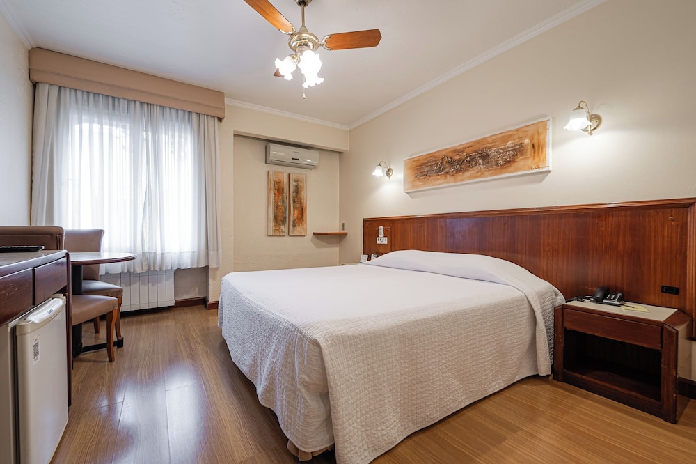 Hotel Serrazul Distributed by Intercity 25/69