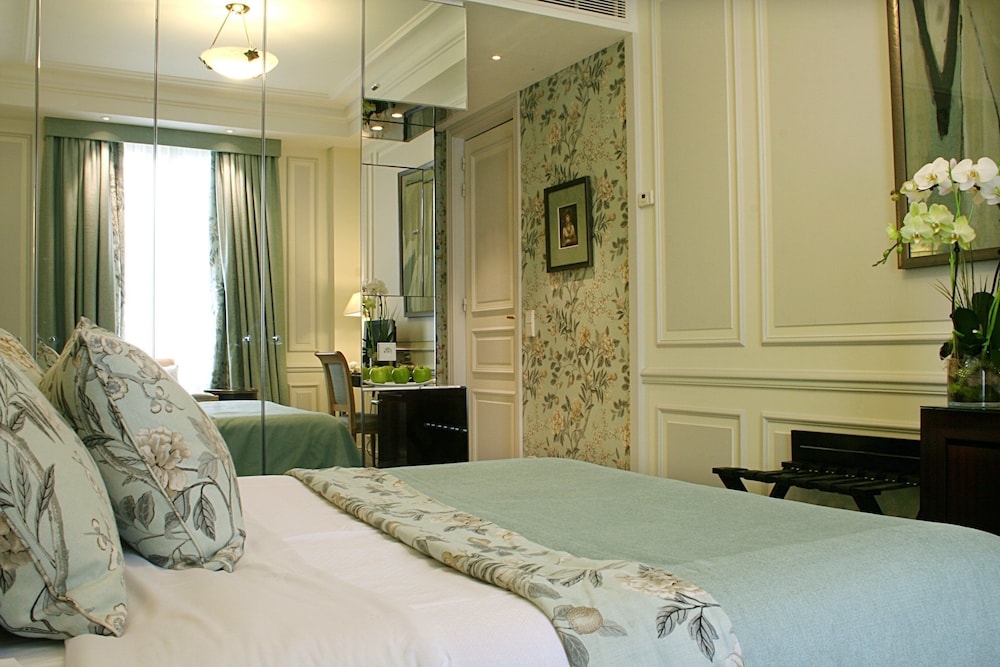Hotel San Regis 27/75
