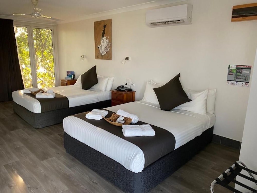 Darwin Resort 12/35
