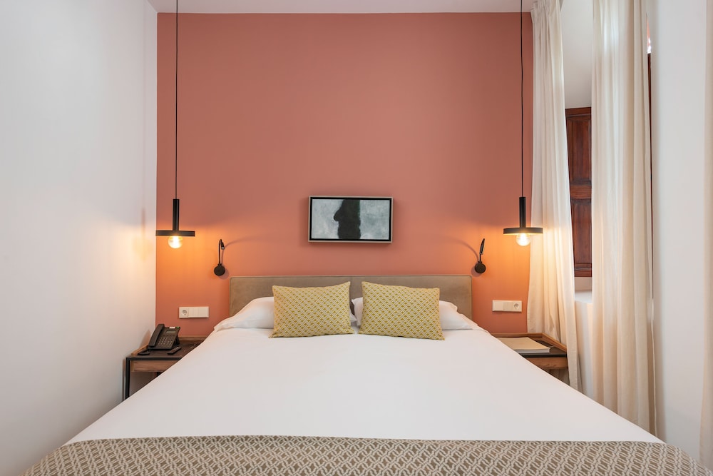 STANDARD, DOUBLE BED, TERRACE