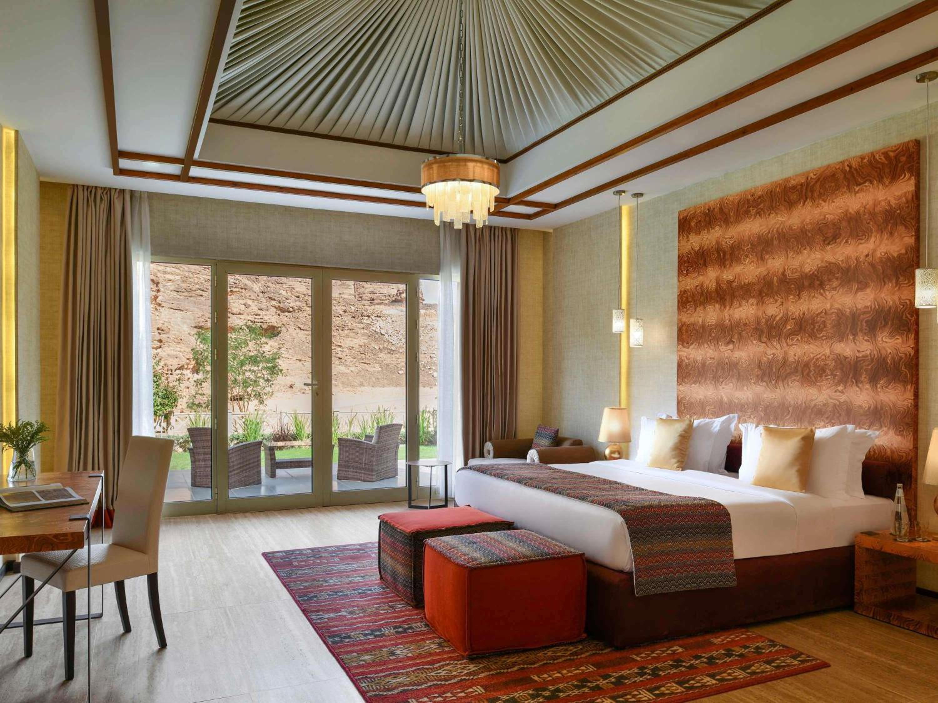 Palm, Garden Villa, King and Twin Beds