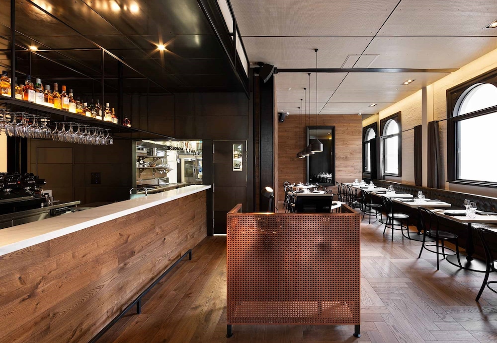 Coppersmith Hotel 40/47