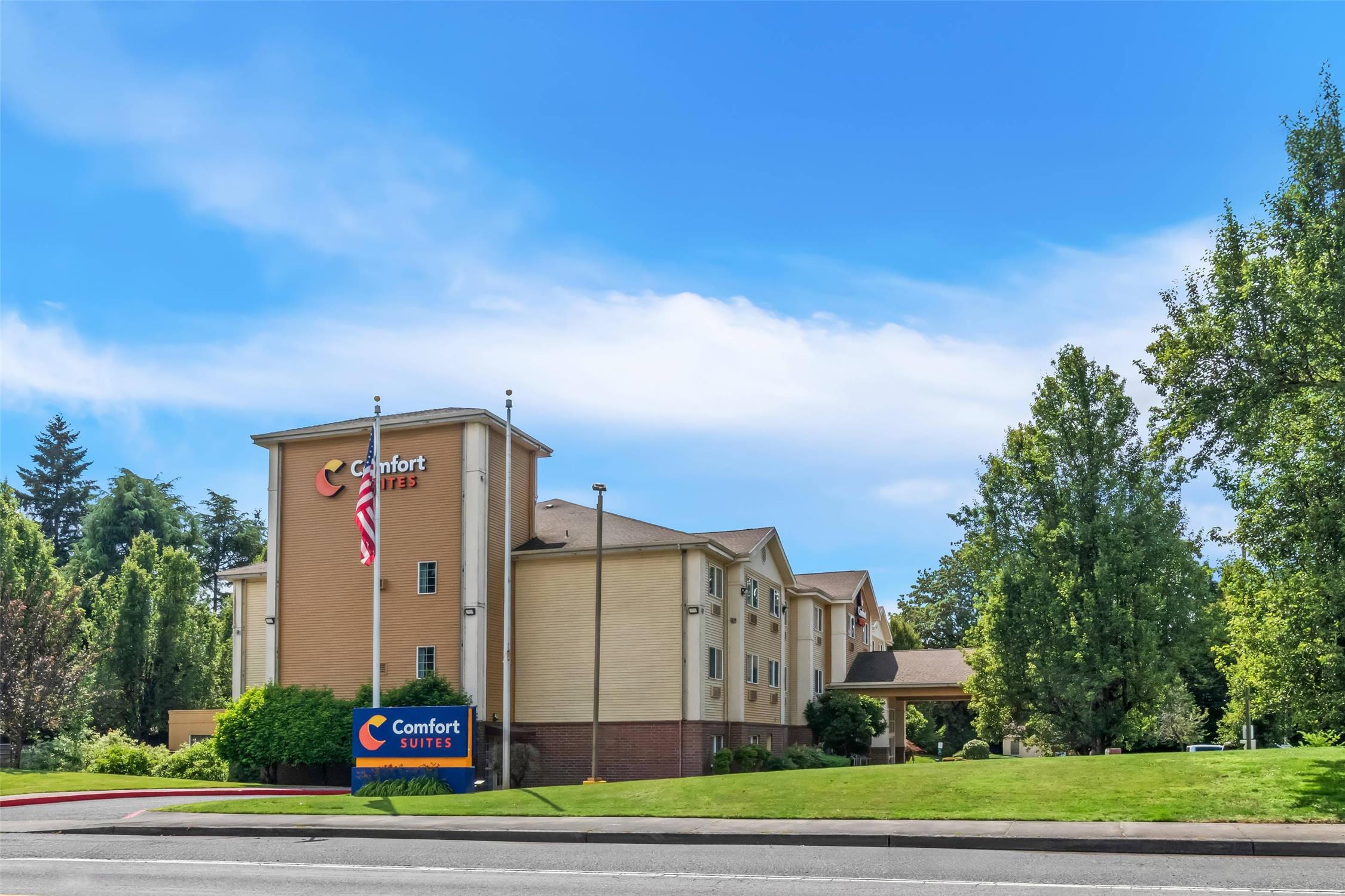 Comfort Suites Clackamas 31/33