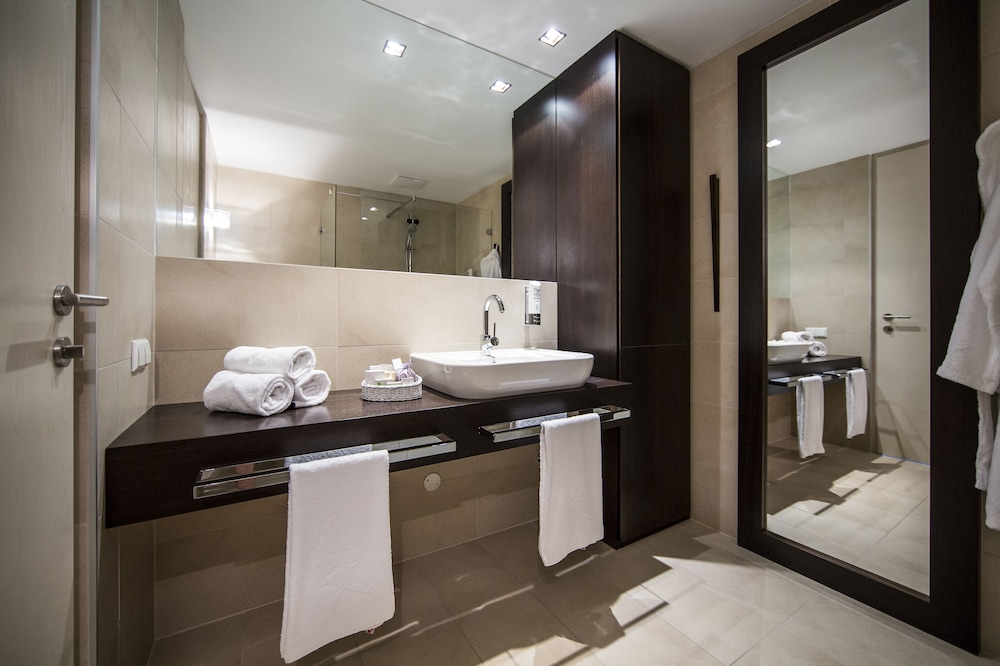Falkensteiner Residences Senia 48/50