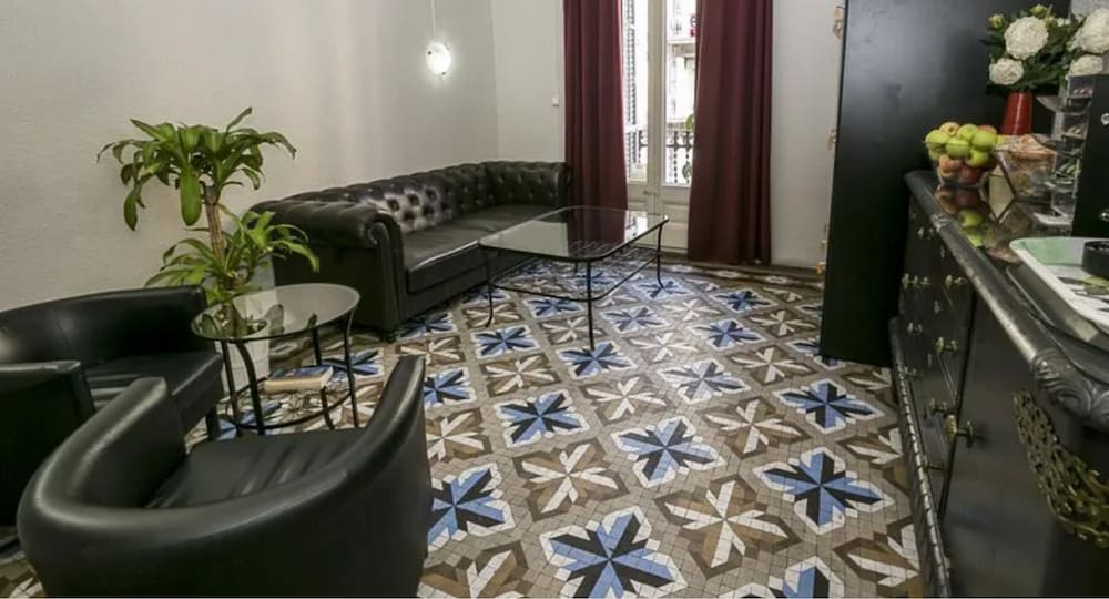 Hostal Balmes Centro 32/50