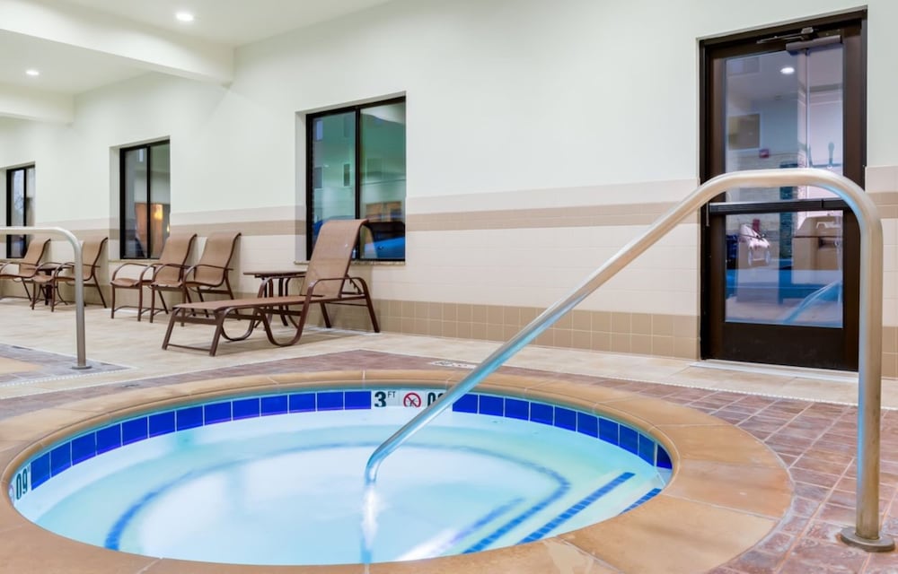 Holiday Inn Express Hotel And Suites Missoula Northwest 50/54