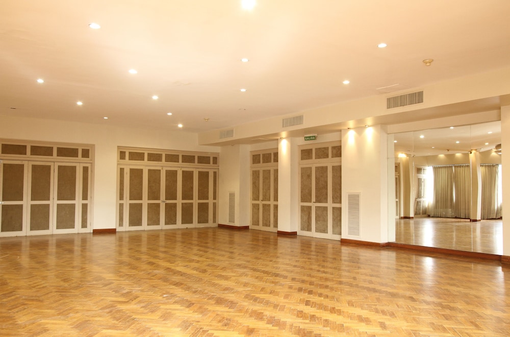 Hotel Catalinas Tucuman 24/50