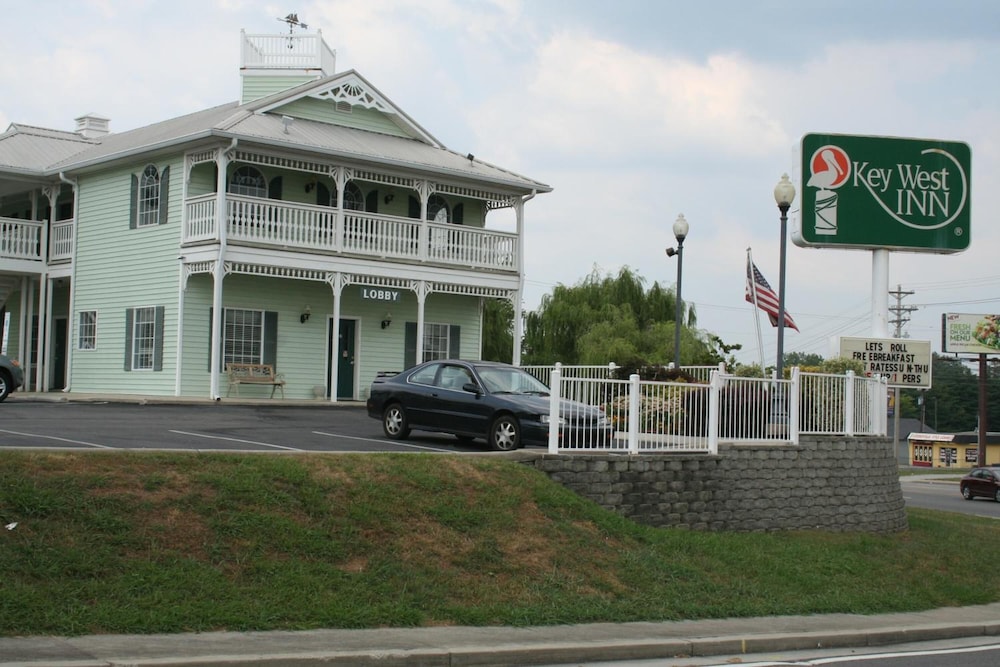 Key West Inn Cookeville 6/27