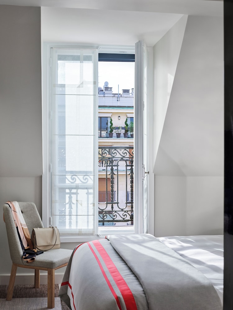 JUNIOR SUITE, DELUXE
