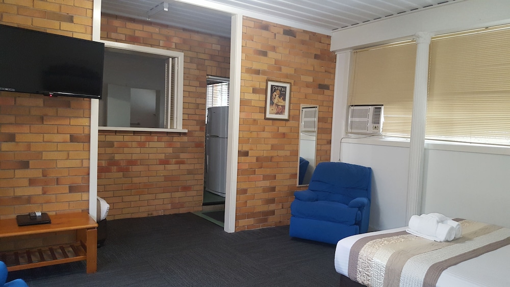 Sanctuary Resort Motor Inn 16/30