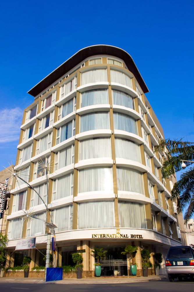 International Hotel 5/63