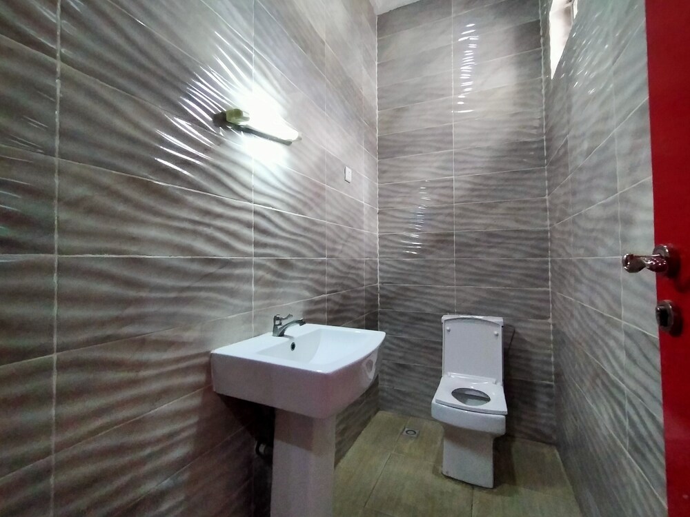 Boardwalk Hotel Wuse 2 21/23
