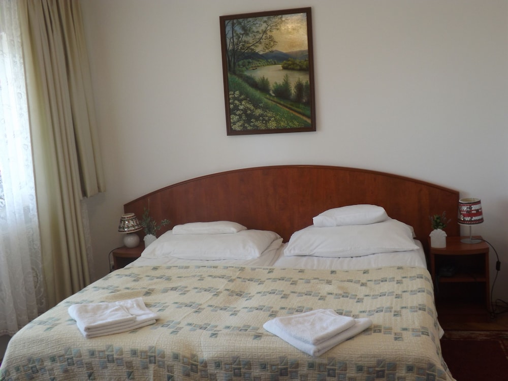 Helios Hotel Pension 15/73