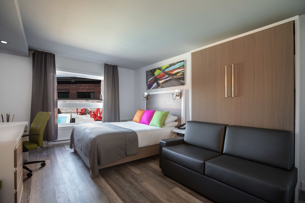Executive, King Bed, Murphy Bed
