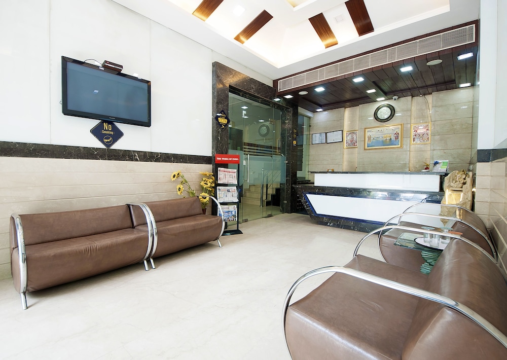 Amaltas International 14/23