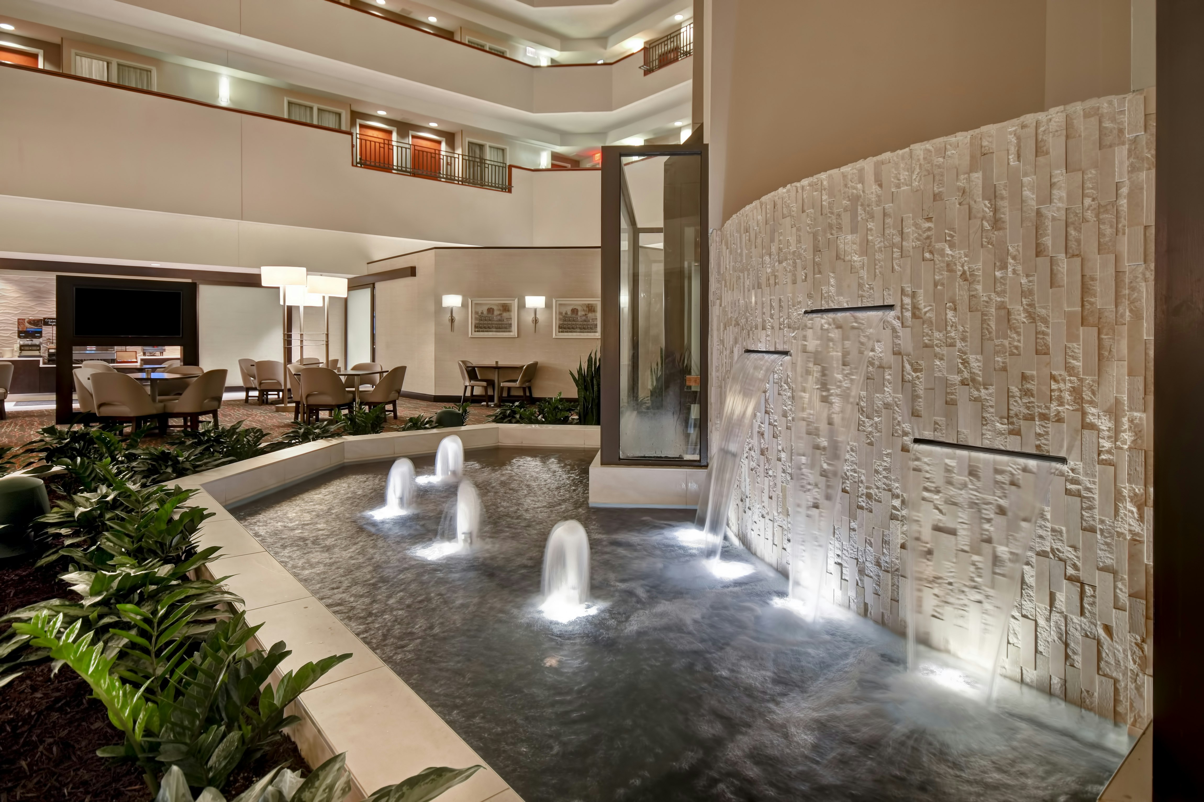 Embassy Suites Little Rock 33/79