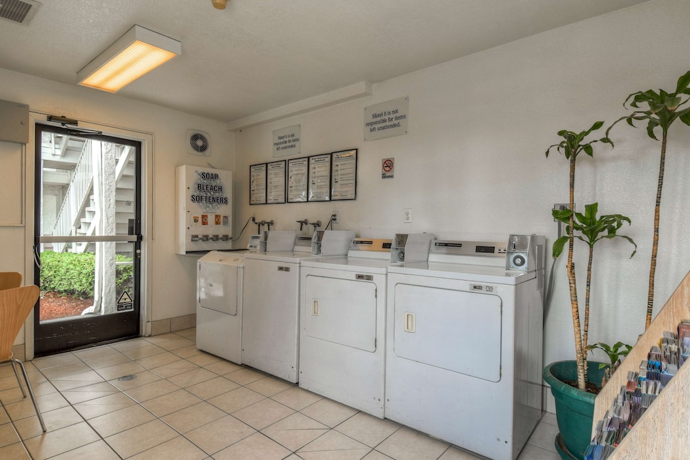 Motel6 Escondido Ca 15/54