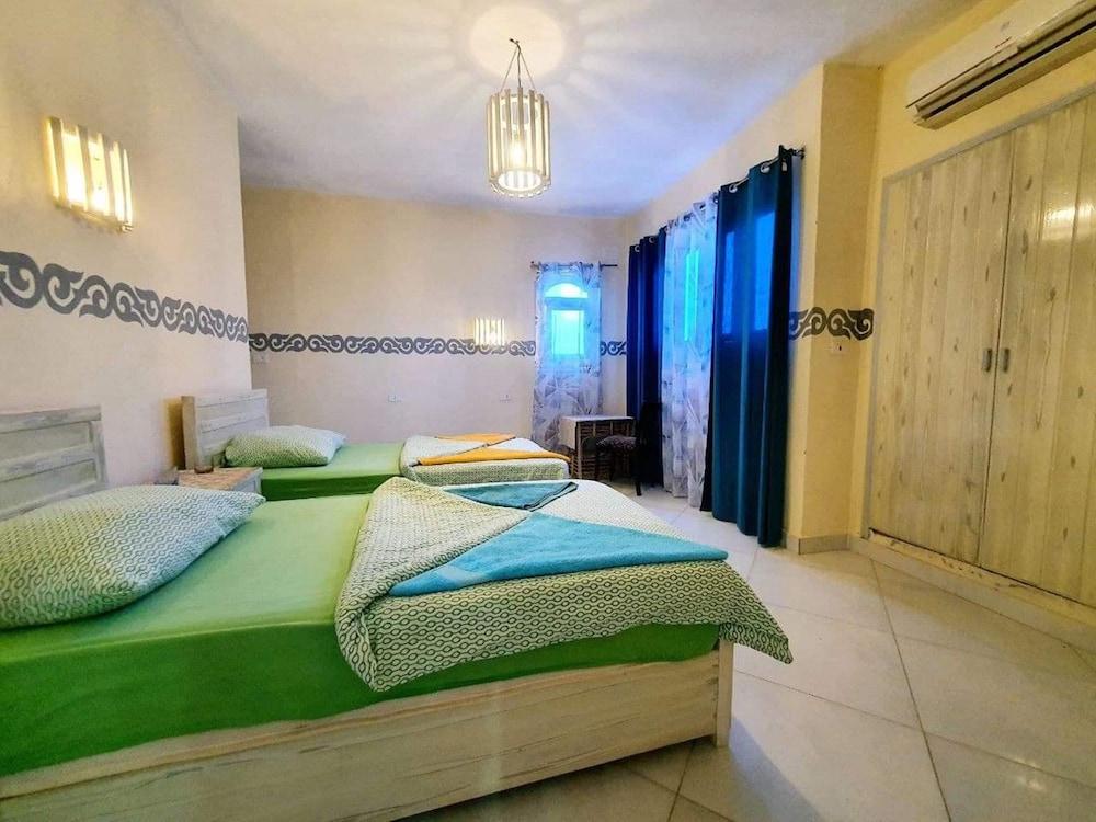 Nile Compound Hotel 14/50