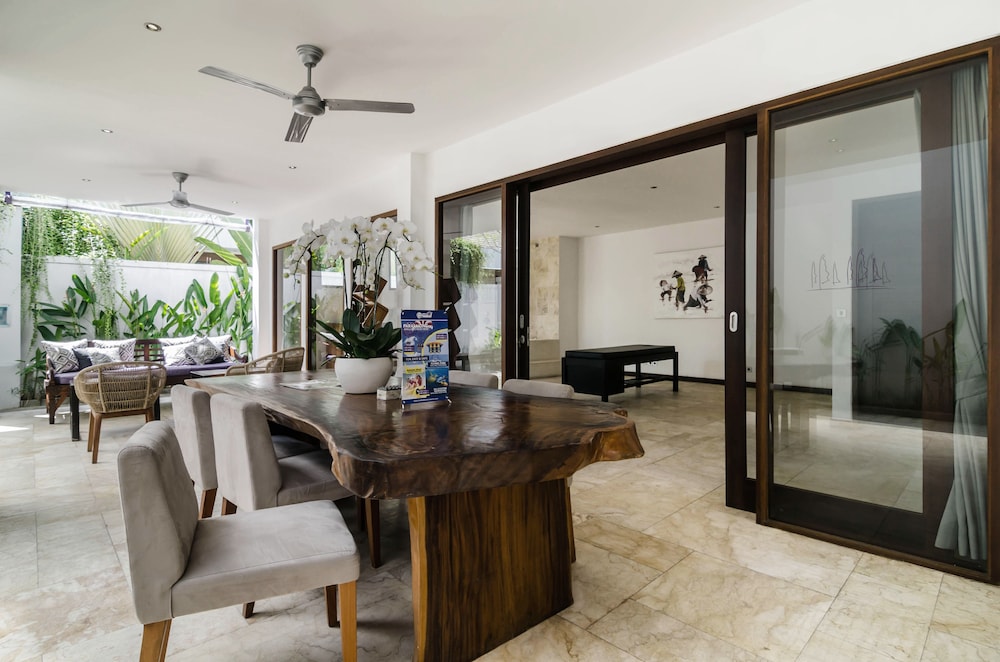 ANEMA VILLA SEMINYAK 61/73