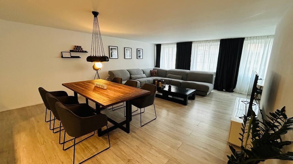 Paradeplatz Apartment By Airhome 22/30