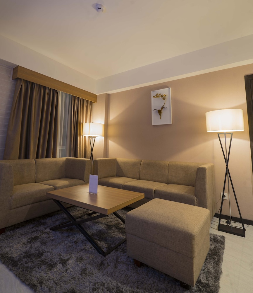Novena Hotel by Azana 17/36