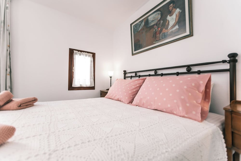 Arco Naxos Luxury Apartments 15/76
