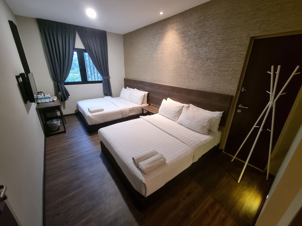 Miico Hotel Mount Austin 17/58