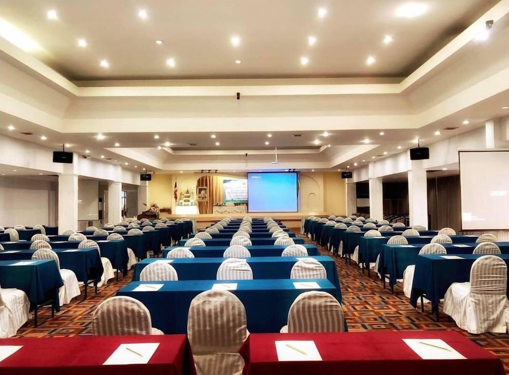 Dad D Resort by Lopburi Inn Resort 48/63