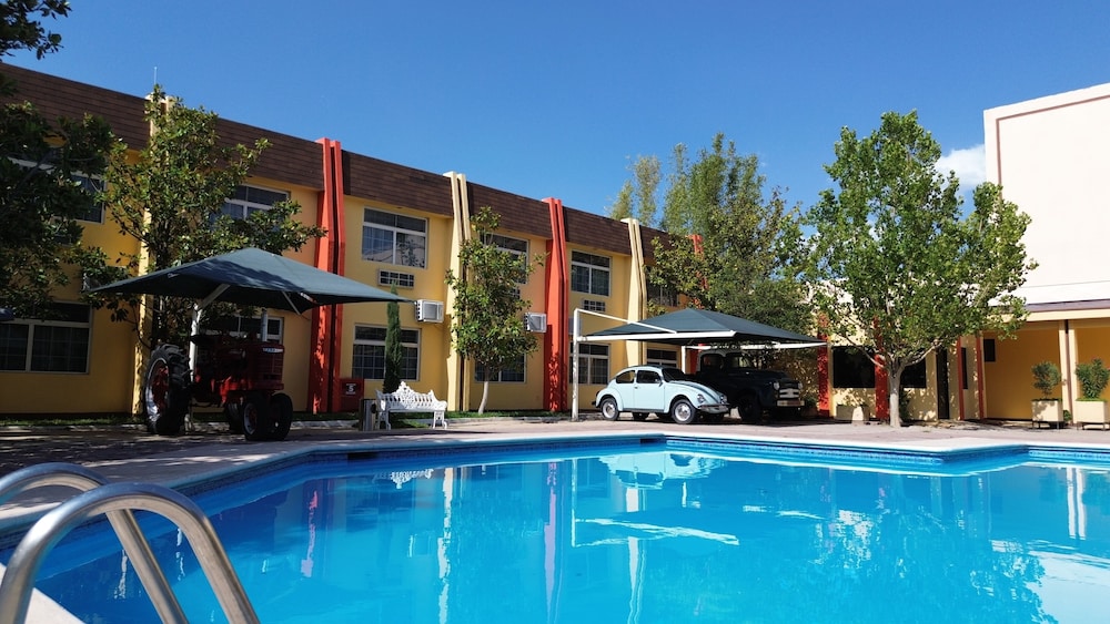 Sicomoro Hotel 4/50