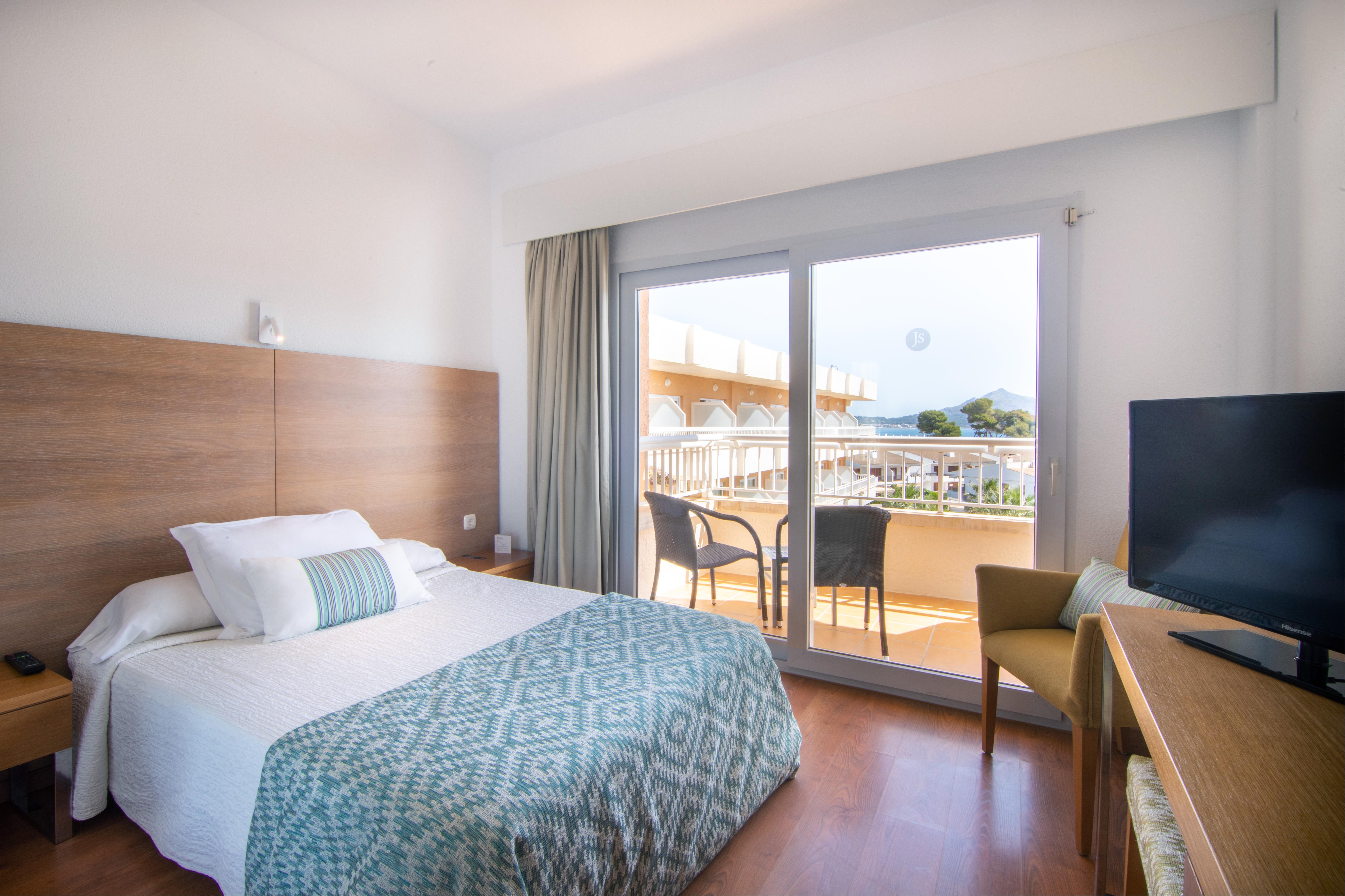 Standard, Single, Balcony or Terrace