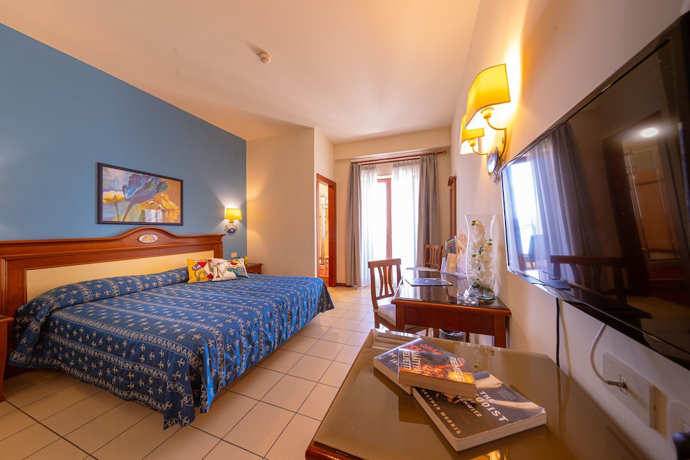 Hotel Riva del Sole 13/50