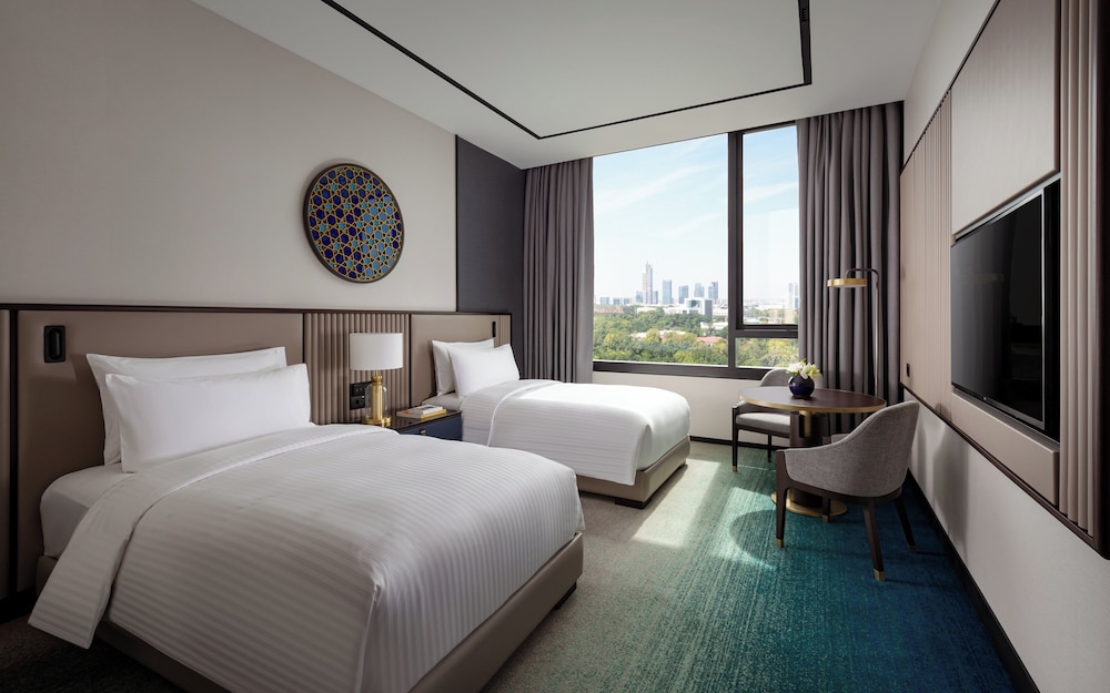 Classic, Twin Beds, Club Lounge Access