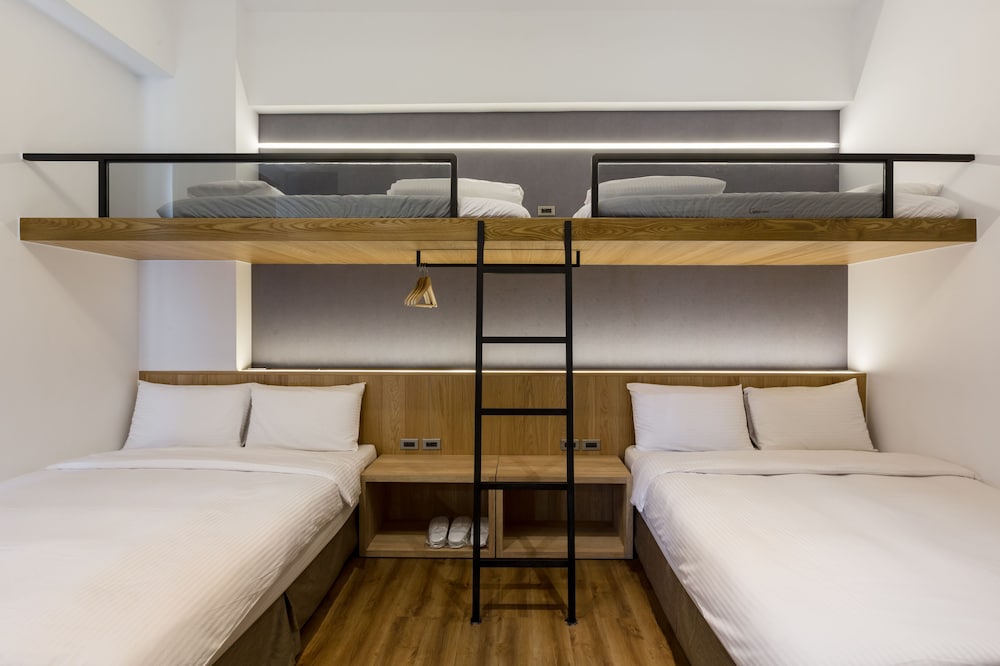 1 BEDROOM, ELITE