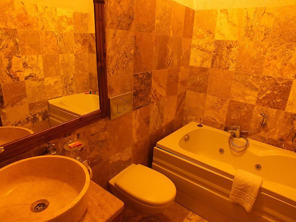 Dilek Tepesi Cave Hotel 17/36