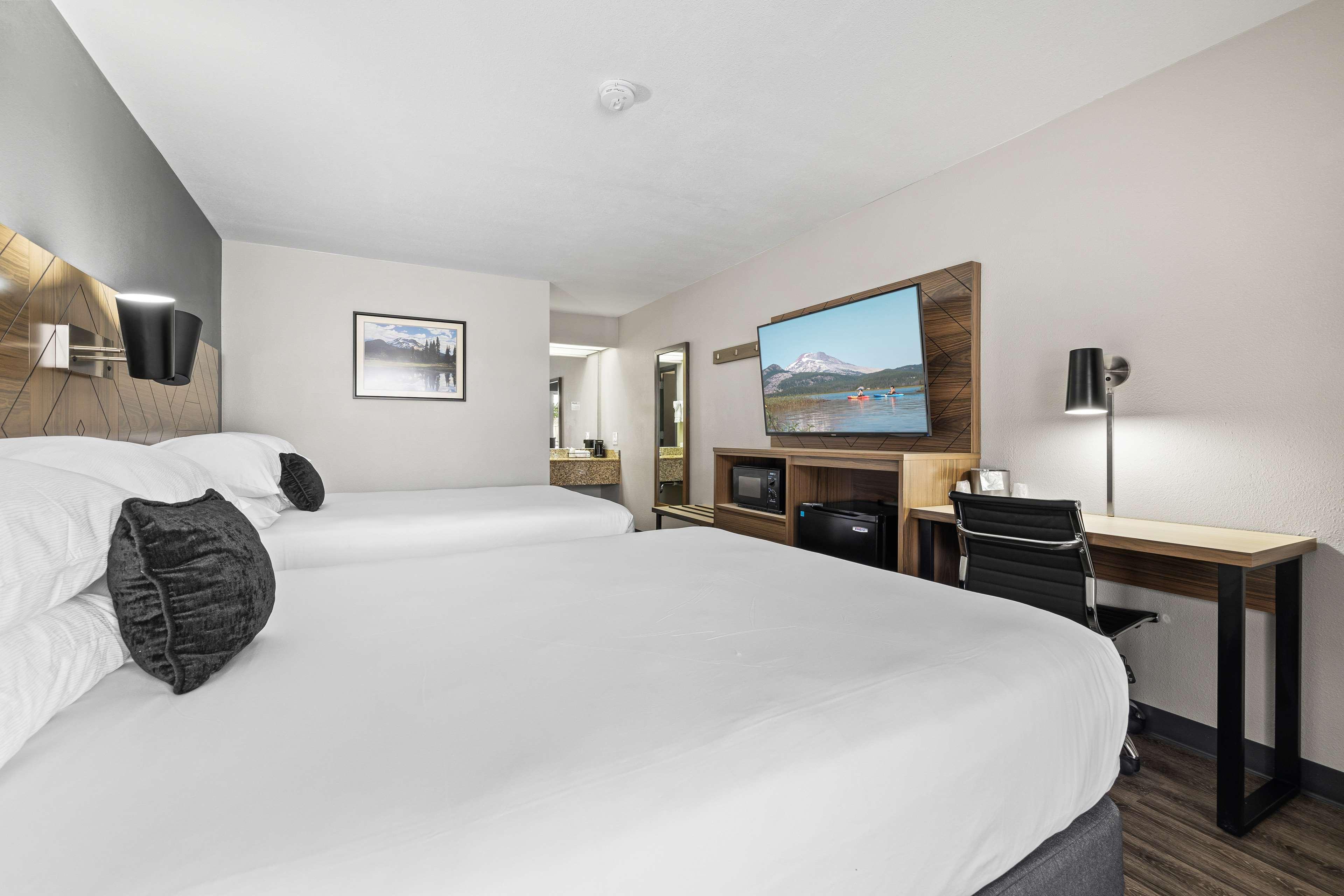 ROOM, 2 QUEEN BEDS