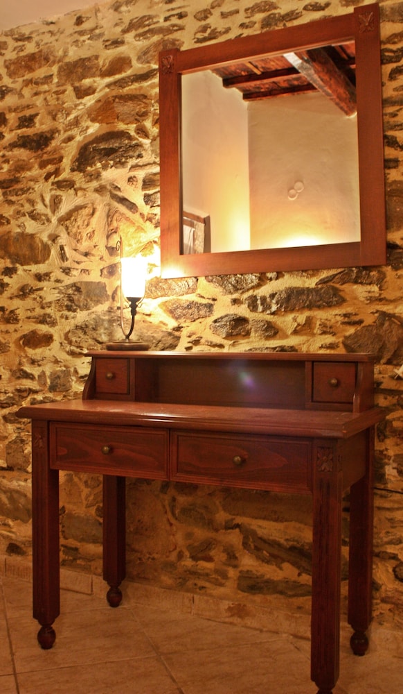 Idili Traditional House 45/50