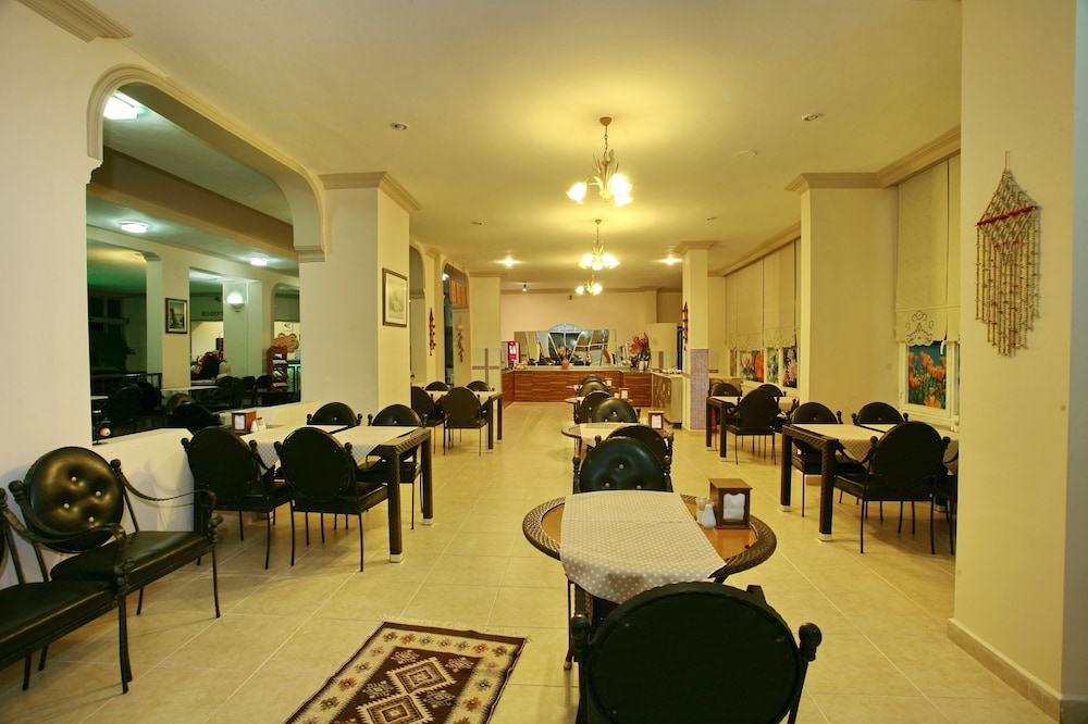 Bella Bravo Suite Hotel 23/49