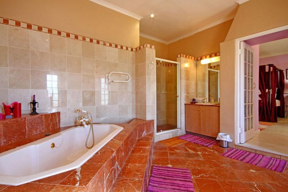 Kleinbosch Lodge 43/45