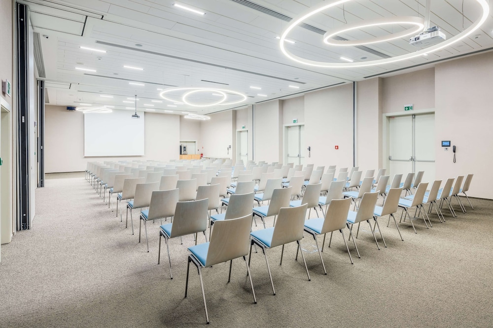 Park Inn by Radisson Danube Bratislava 38/50