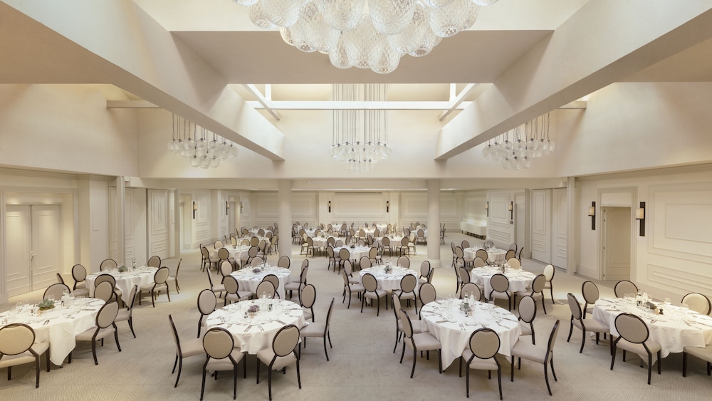Hyatt Regency Chantilly 32/48