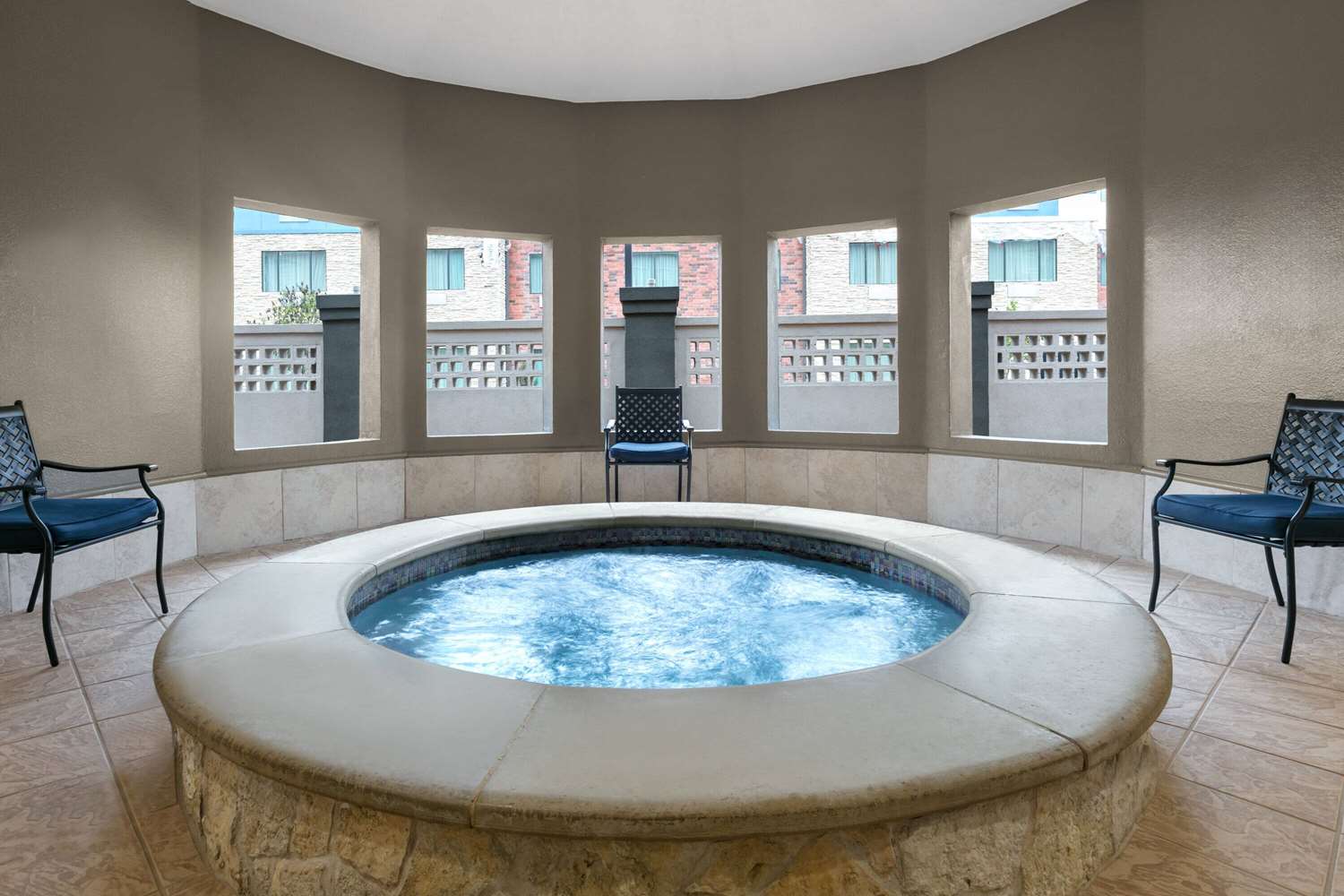 swimming pool spa