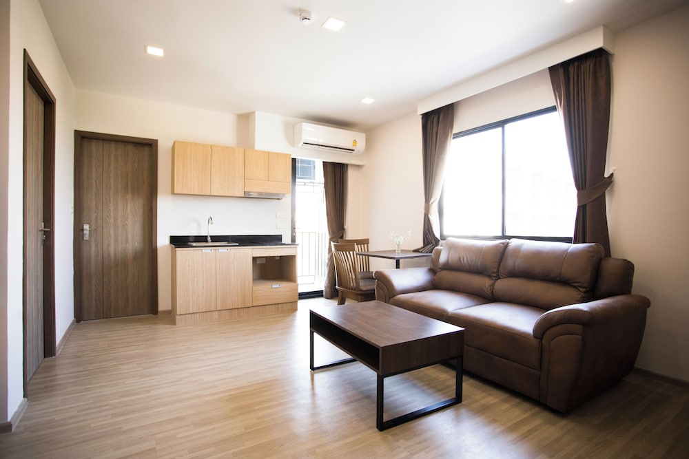 B2 Amata Nakorn Premier Hotel 26/34