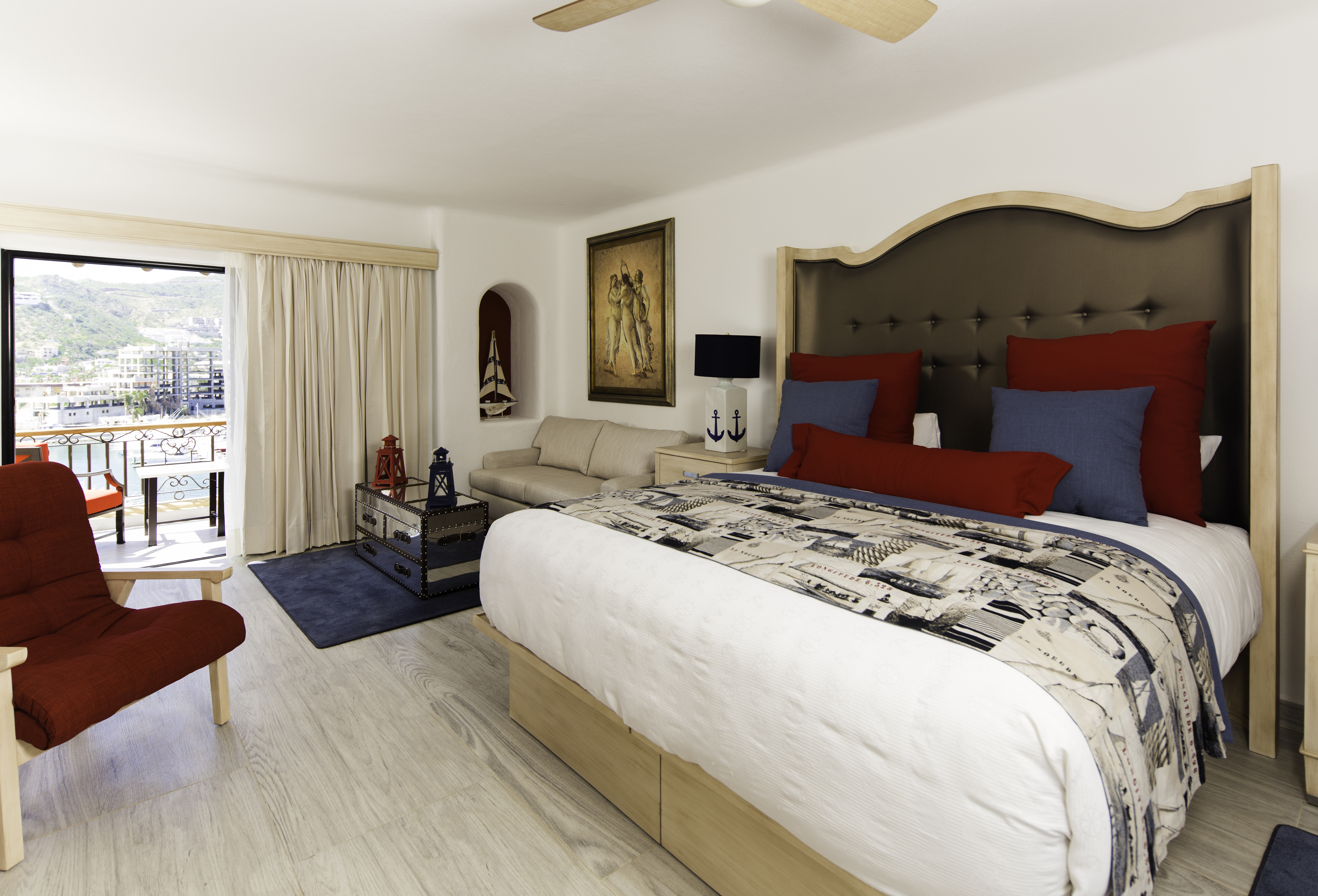 Nautical 1 Br Suite 3/3