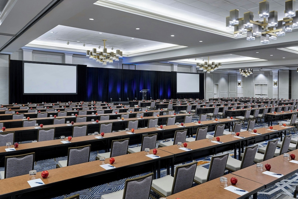 Renaissance Austin Downtown Hotel 38/50