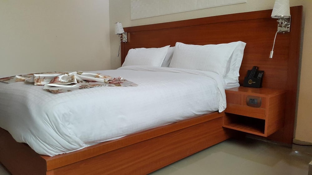 C Fun Addis Hotel 20/50