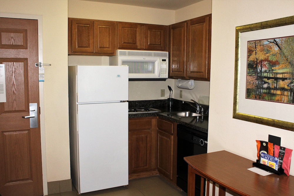 Staybridge Suites Houston Willowbrook 22/67