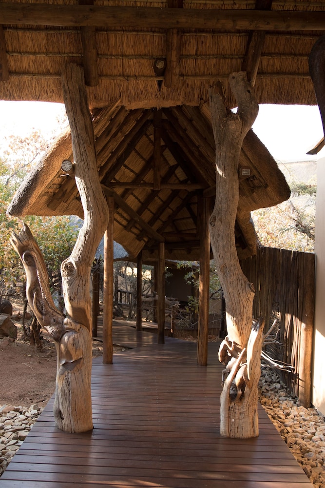 Phumelelo Lodge 8/22