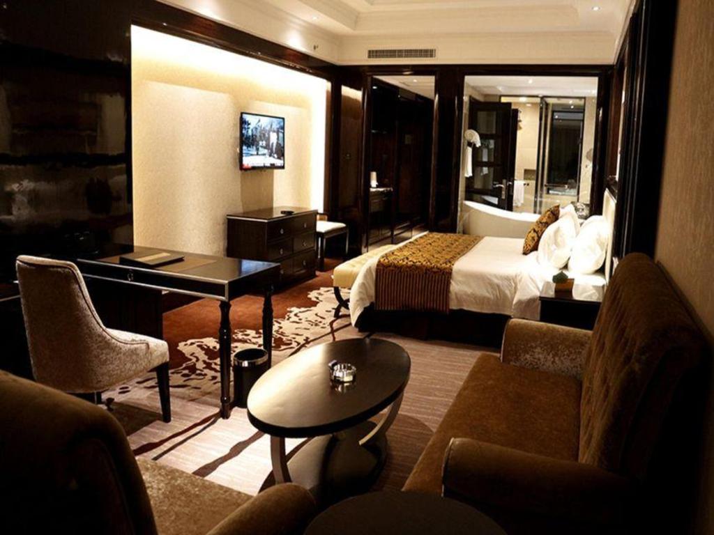 Chateau Star Sea Hotel 24/44