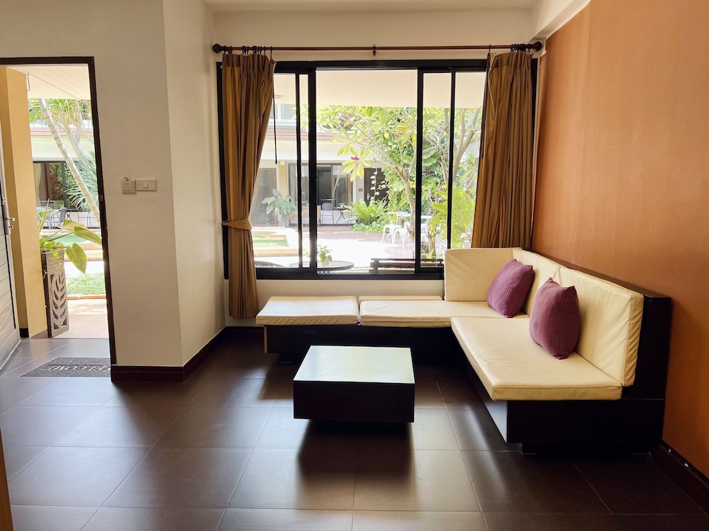 Hotel La Villa Khon Kaen 42/72