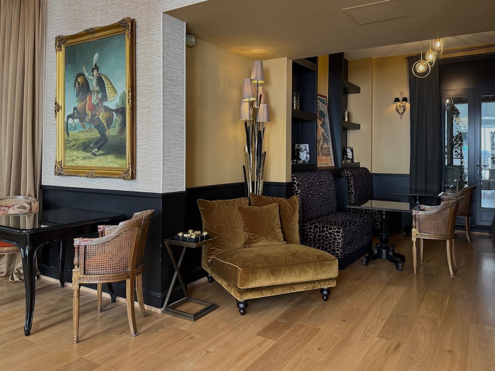 Hotel Gabriel Paris 57/64